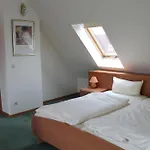 Ideal
