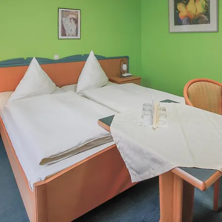 Ideal Hotel 3*
